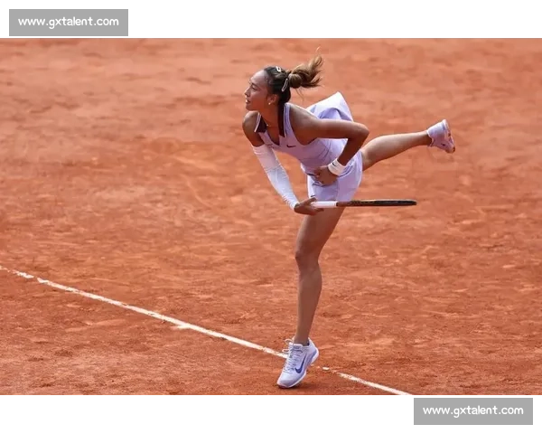 保分重压下的郑钦文：亚洲赛季成救赎战 年终总决赛渐行渐远