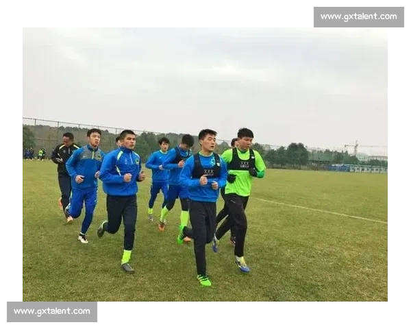 焕新绿茵场，全力备战新赛季