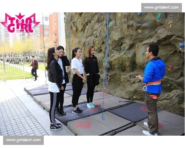 致敬！赛车手训练营学员用汗水浇灌赛车梦想！